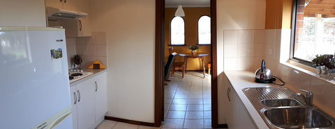 Linger Longer Vineyard - Accommodation Cairns 8