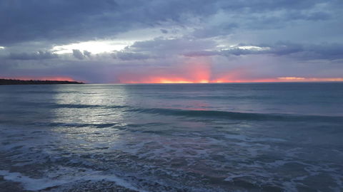 Linger Longer Vineyard - Accommodation Cairns 21