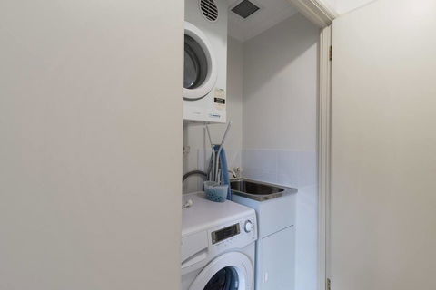 One Bedroom In Adelaideâ€™s East End FREE WIFI*Netflix*Parking - Accommodation Cairns 15