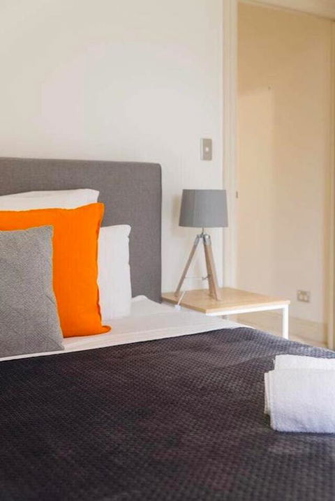 One Bedroom In Adelaideâ€™s East End FREE WIFI*Netflix*Parking - Accommodation Cairns 1