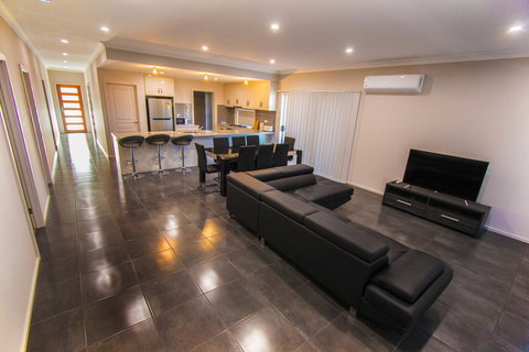 Serene Shores - Accommodation Cairns 2