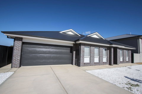 Serene Shores - Accommodation Cairns 0