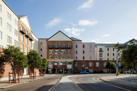 Rydges Newcastle - Accommodation Cairns 2