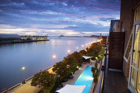 Rydges Newcastle - Accommodation Cairns 0