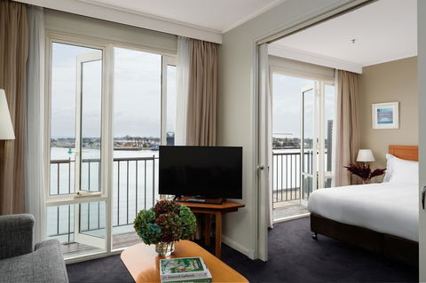 Rydges Newcastle - Accommodation Cairns 13
