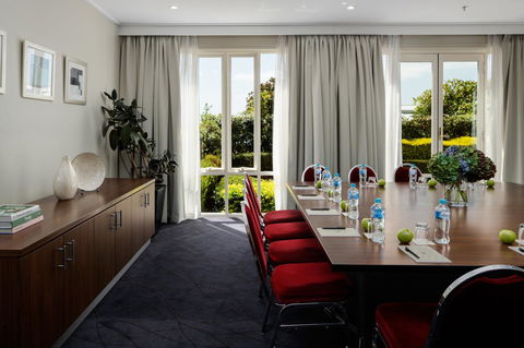 Rydges Newcastle - Accommodation Cairns 39