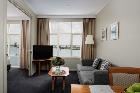 Rydges Newcastle - Accommodation Cairns 16