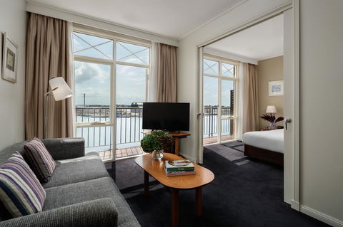 Rydges Newcastle - Accommodation Cairns 10