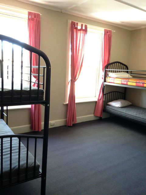 Shingo\'s Backpackers - Accommodation Cairns 2