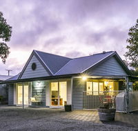 One Tree Bed and Breakfast - Accommodation Cairns