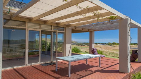 Golfers Paradise (18th Tee) - 52 Huntingdale Drive - Accommodation Cairns 5