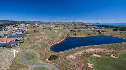 Golfers Paradise (18th Tee) - 52 Huntingdale Drive - Accommodation Cairns 7