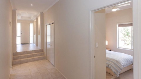 Golfers Paradise (18th Tee) - 52 Huntingdale Drive - Accommodation Cairns 17