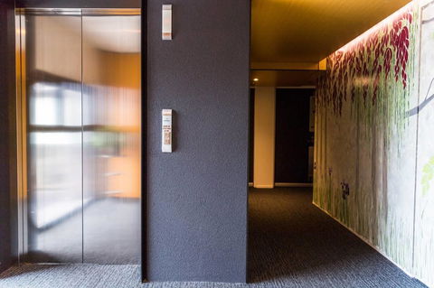 Modern 2 Bedroom+WIFI/Netflix/Parking+Great Views! - Accommodation Cairns 32