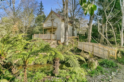 Aldgate Creek Cottage Bed And Breakfast - Accommodation Cairns 7