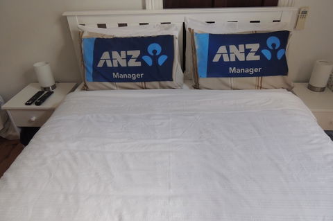 Wozza's B&B - Accommodation Cairns 30