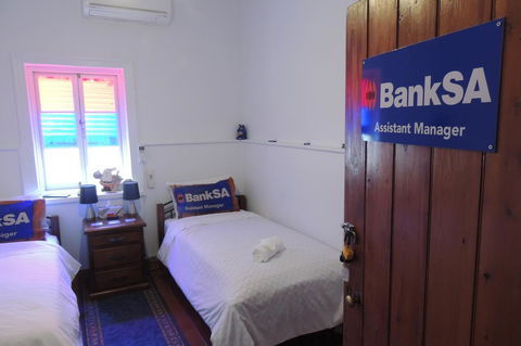 Wozza's B&B - Accommodation Cairns 7