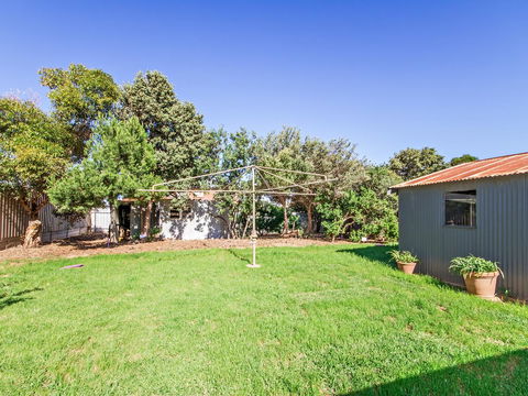 Boat House - Accommodation Cairns 11