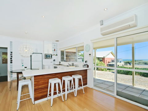 Boat House - Accommodation Cairns 1