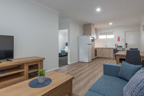 Jurien Bay Motel Apartments - Accommodation Cairns 19