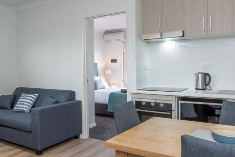 Jurien Bay Motel Apartments - Accommodation Cairns 13