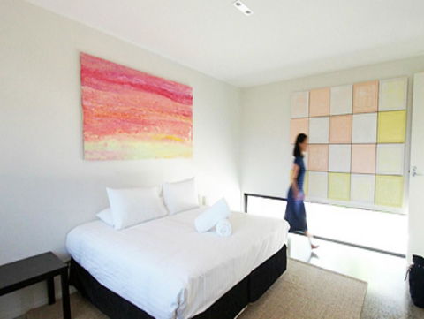The Roozen Residence - Accommodation Cairns 23