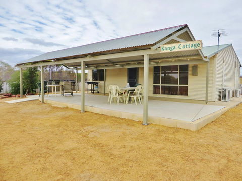 Kanga Cottage - Accommodation Cairns 0