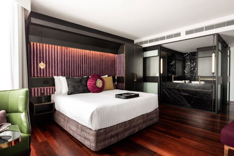QT Perth - Accommodation Cairns 24