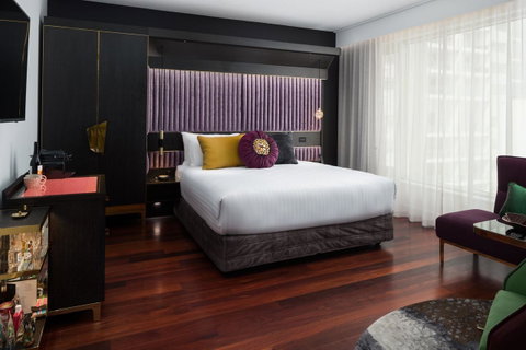 QT Perth - Accommodation Cairns 23