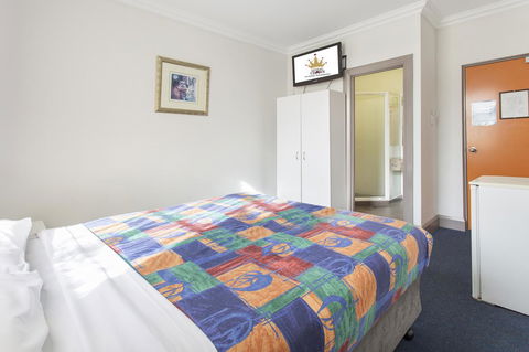 The Emperors Crown Hostel - Accommodation Cairns 23
