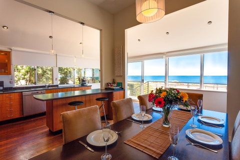 Cottesloe Beach House I - Accommodation Cairns 18