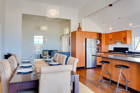 Cottesloe Beach House I - Accommodation Cairns 19