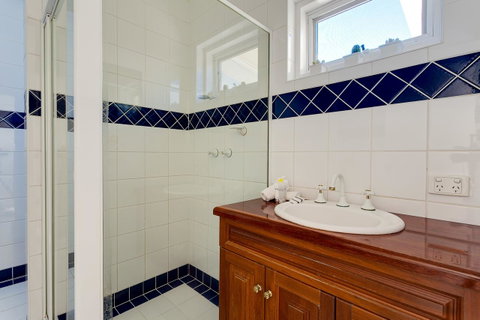 Cottesloe Beach House I - Accommodation Cairns 16