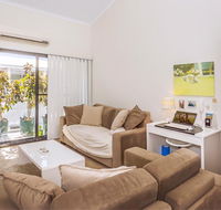 Home Apartment - Perth City Centre - Free WiFi - Accommodation Cairns