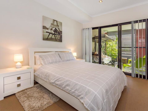 Home Apartment - Perth City Centre - Free WiFi - Accommodation Cairns 5