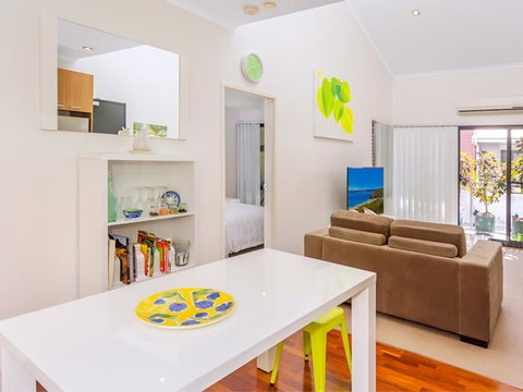 Home Apartment - Perth City Centre - Free WiFi - Accommodation Cairns 6