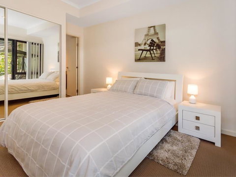 Home Apartment - Perth City Centre - Free WiFi - Accommodation Cairns 8