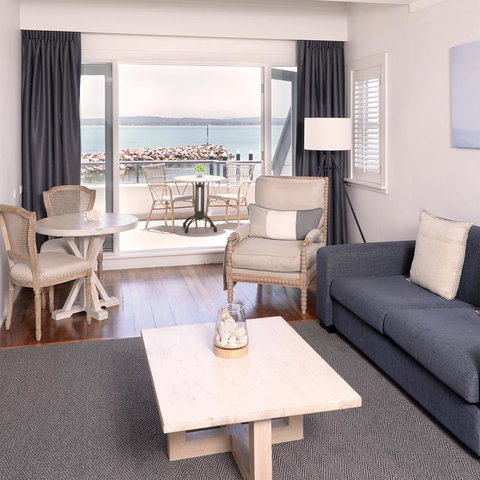 Anchorage Port Stephens - Accommodation Cairns 25