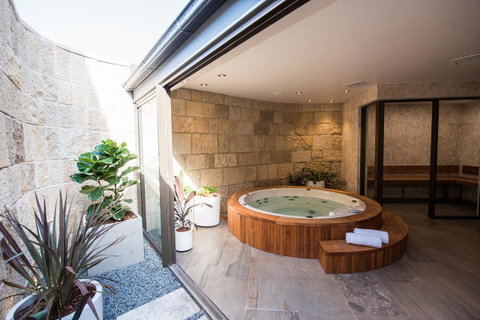 Anchorage Port Stephens - Accommodation Cairns 13