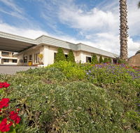 Dog Rock Motel - Accommodation Cairns