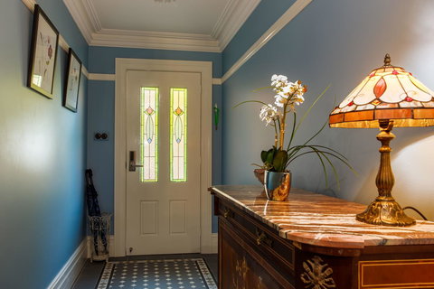 Blue Door Apartments - Accommodation Cairns 13