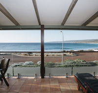 Canal Rocks Beachfront Apartments - Accommodation Cairns