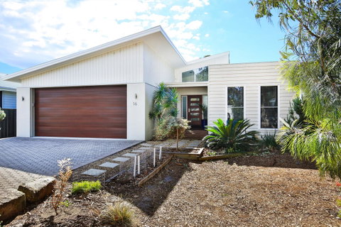 Calming Waters - Pet Friendly - Community Pool - Accommodation Cairns 38