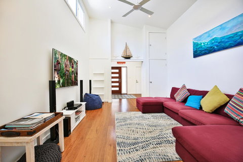 Calming Waters - Pet Friendly - Community Pool - Accommodation Cairns 3