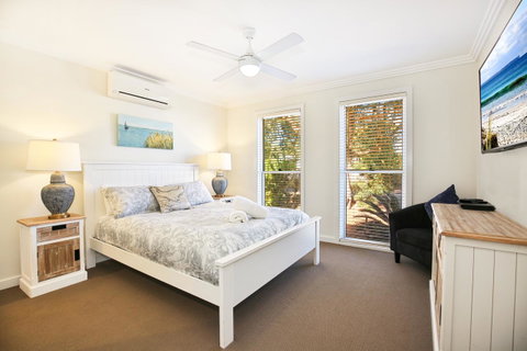 Calming Waters - Pet Friendly - Community Pool - Accommodation Cairns 5