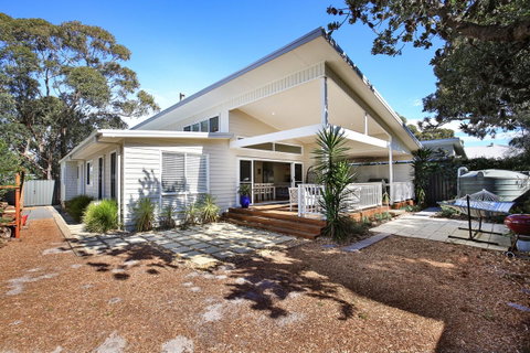 Calming Waters - Pet Friendly - Community Pool - Accommodation Cairns 32