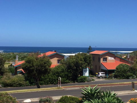 Beachside Prevelly Villas - Accommodation Cairns 0