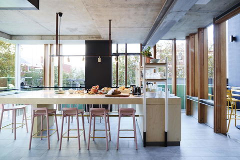 Alex Hotel - Accommodation Cairns 4