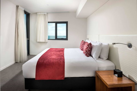 Ramada By Wyndham VetroBlu Scarborough Beach - Accommodation Cairns 34