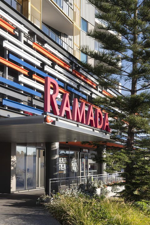 Ramada By Wyndham VetroBlu Scarborough Beach - Accommodation Cairns 4